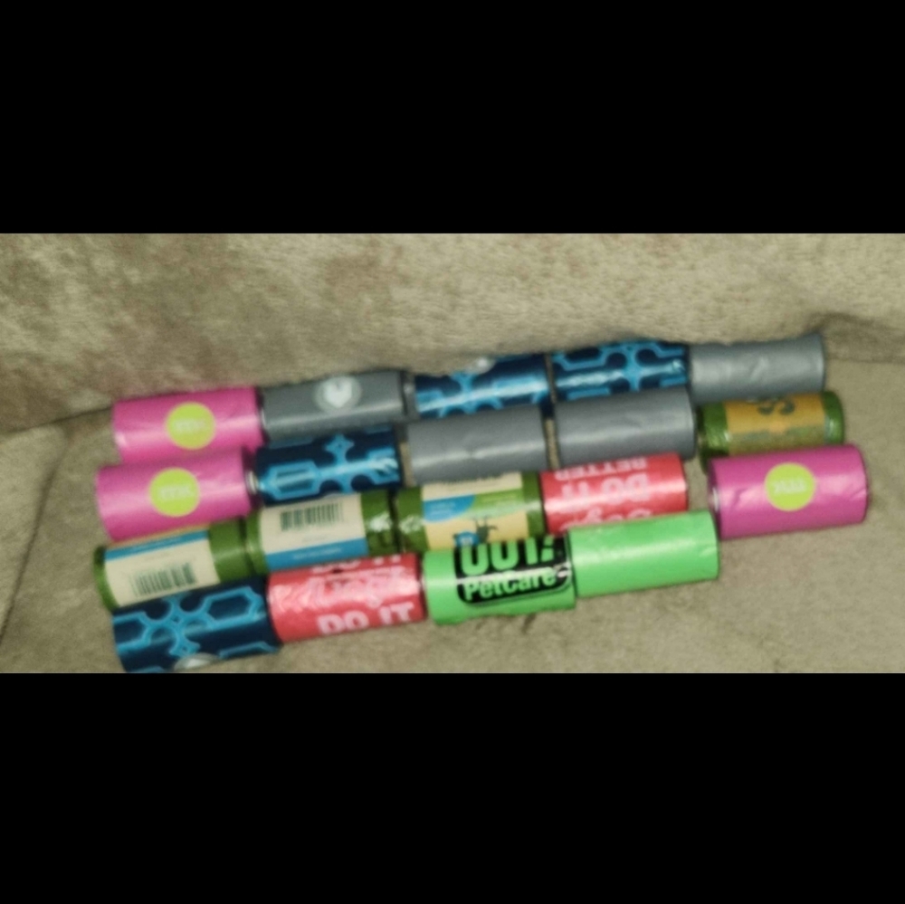 Blue Double Dog Rope Leash & 19 Individual Rolls Of Poo Bags  For Those Walkies - Picture 2 of 2